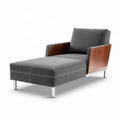 Chaise longue en tissu gris avec structure en bois et métal 150 x 70 x 80cm